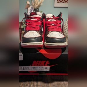 air jordan 1 retro high og black red white